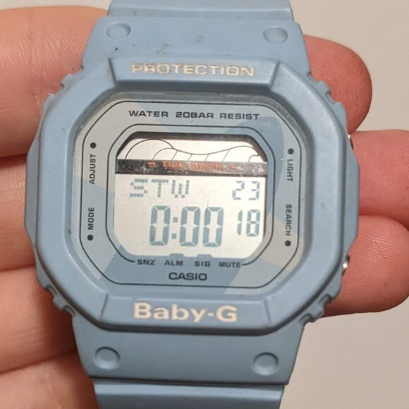 Casio Baby G BLX-560 in Baby Blue - Picture 1 of 5